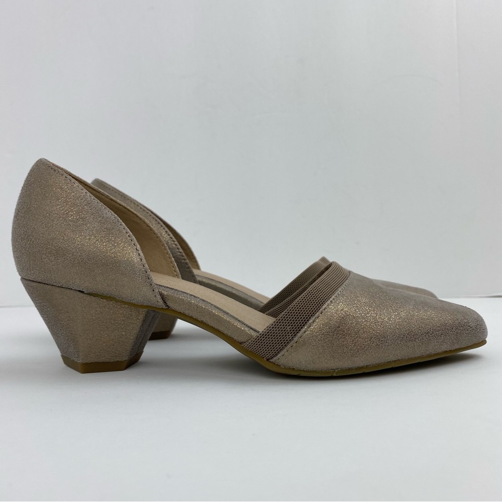 Eileen Fisher size 5.5 Remy Platinum Metallic Suede Platinum D'orsay Pump Shoes
